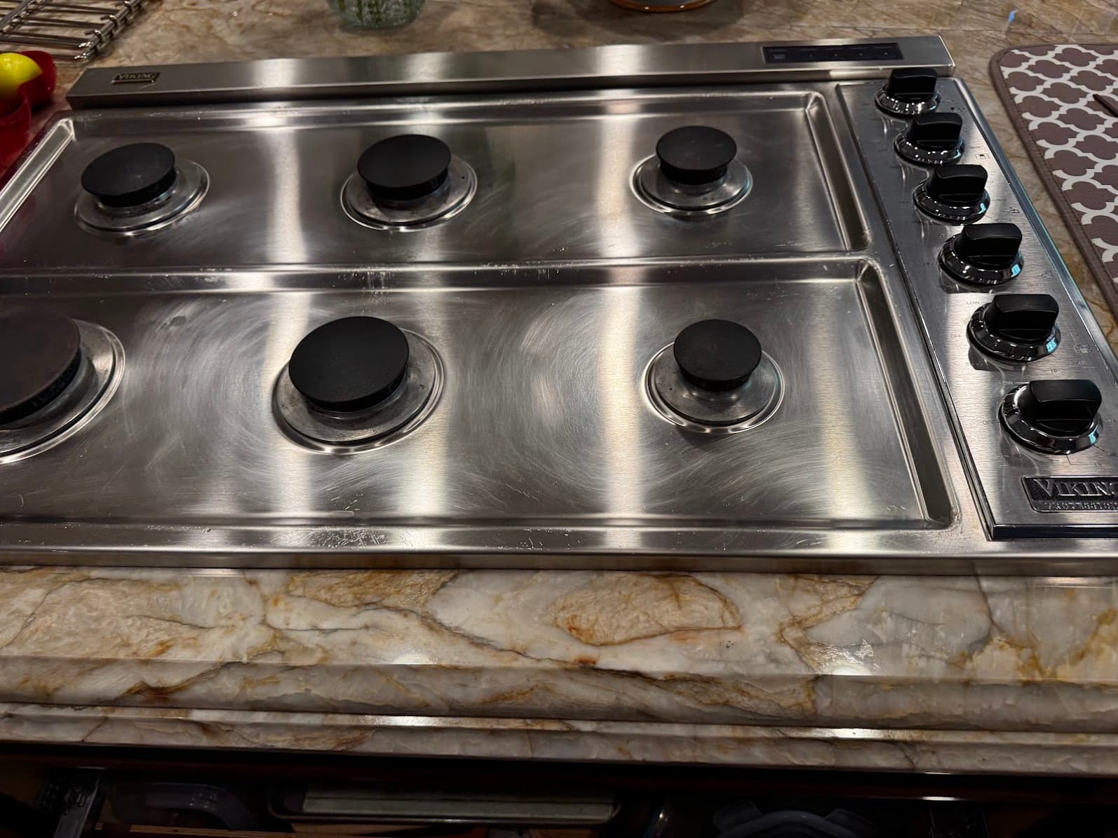Viking Professional 6-burner gas cooktop repair in Los Angeles
